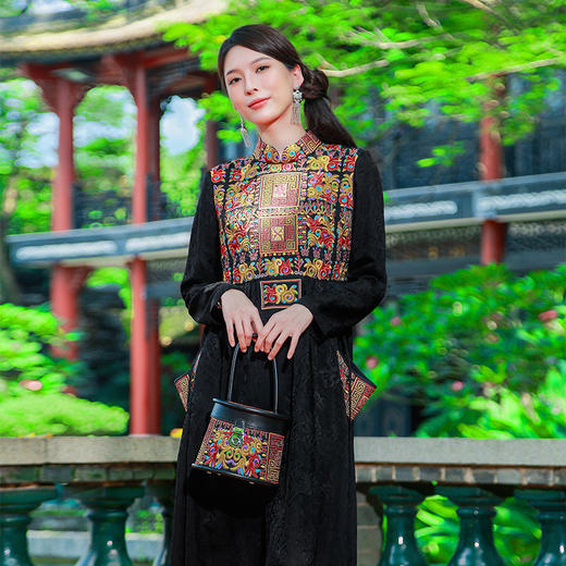 【重工刺绣新品】云程玉出民族风绣花连衣裙 | 现货加急发 商品图0