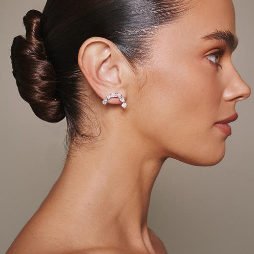 北京仓｜Lili Claspe-Mavis-银色 半圆 锆石 耳钉［美国设计师］ 商品图2