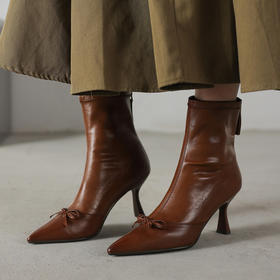 【预售5天】法式棕色蝴蝶结高跟短靴尖头弹力靴秋冬显瘦气质瘦瘦靴子WC&M3496