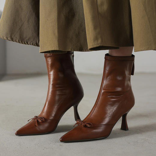 【预售5天】法式棕色蝴蝶结高跟短靴尖头弹力靴秋冬显瘦气质瘦瘦靴子WC&M3496 商品图0
