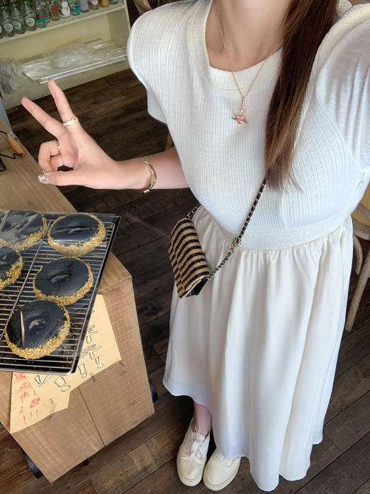 【189元任选2件】最后一波现货！韩系气质米杏色显瘦短袖连衣裙 商品图5