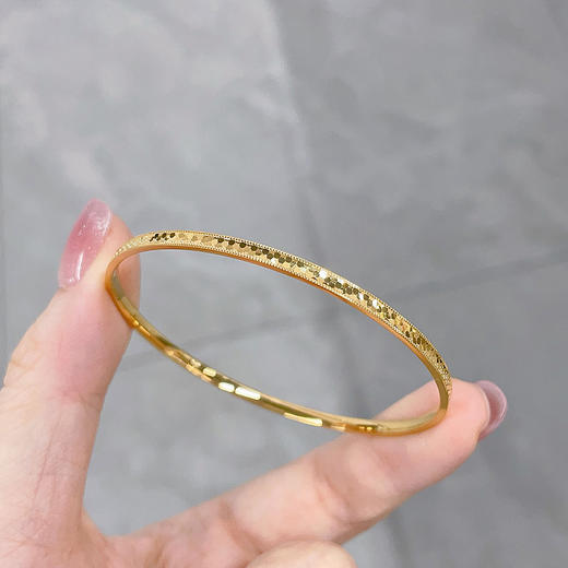 【限时克减150元】足金999 #碎碎冰 5G黄金实心固口碎碎冰龙鳞手镯（面宽约2.9-3.3mm）(BE5GSZ00044)预售产品下单后不退款不退货不换货不补差价 商品图3