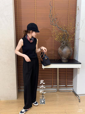 良木礼——天丝无袖上衣