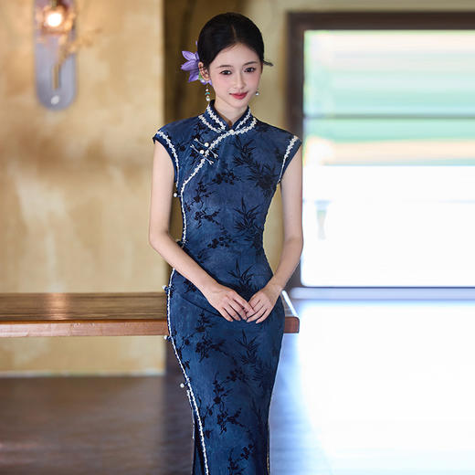 SC21751蓝色无袖国风中式长款旗袍改良年轻款2025新款女复古修身弹力收腰 商品图1