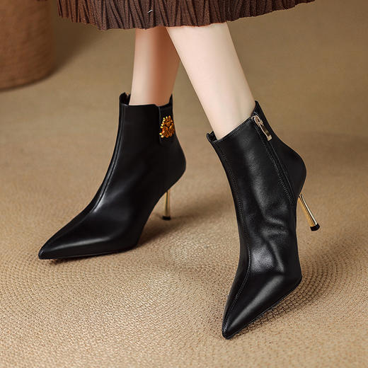 OLD J7007-1尖头短靴细跟气质高级不累脚及踝靴裸靴 商品图1