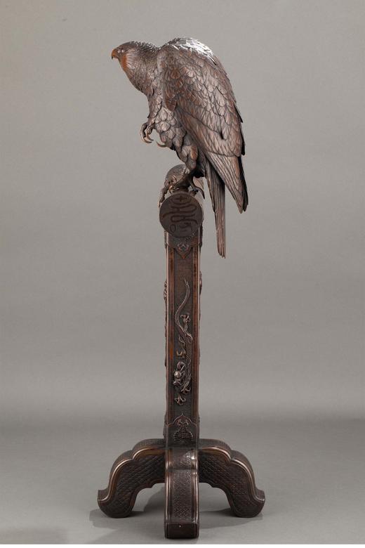 独角鹿西洋古董日本明治时期工匠正明签名出品龙纹底座装饰雄鹰造型赤铜古董雕塑 商品图2