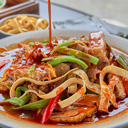 黄老五花生嫂正宗乐山红油钵钵鸡聚会宵夜618g秘制红油麻辣鲜香 商品图9