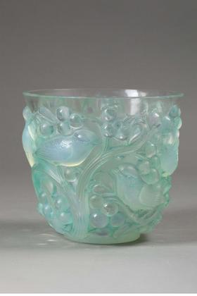 独角鹿西洋古董 法国顶级水晶工坊莱俪LALIQUE设计出品「Avallon 阿瓦隆」主题淡绿色欧泊水晶花瓶艺术摆件