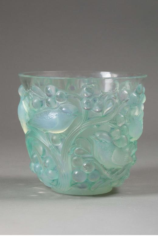 独角鹿西洋古董 法国顶级水晶工坊莱俪LALIQUE设计出品「Avallon 阿瓦隆」主题淡绿色欧泊水晶花瓶艺术摆件 商品图0