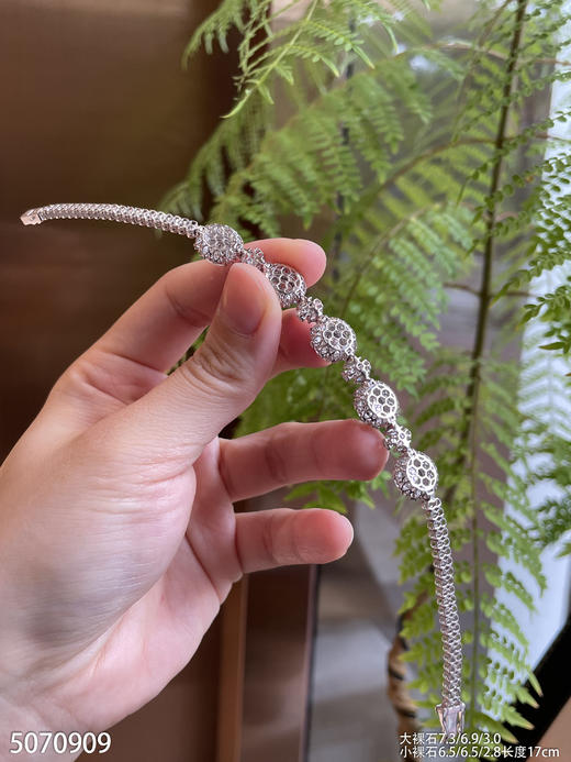 5070909，蛋面手链。具体价格微信咨询 商品图5