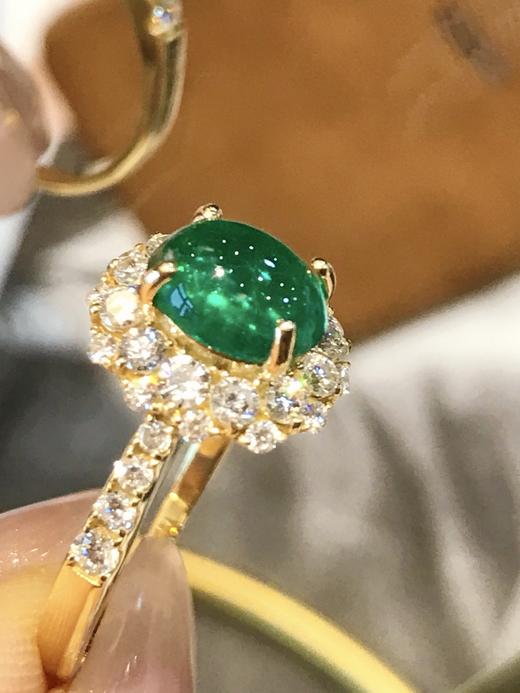 1.144ct蛋面祖母绿戒指 商品图1