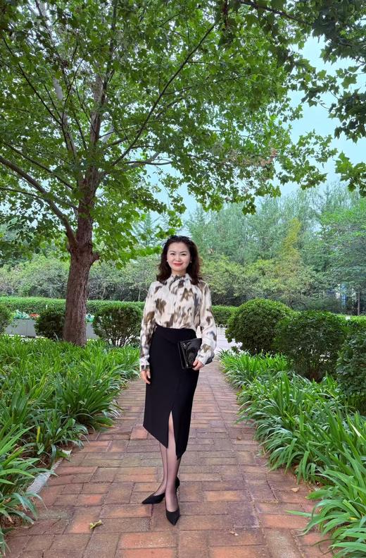 下摆开叉半裙 商品图9