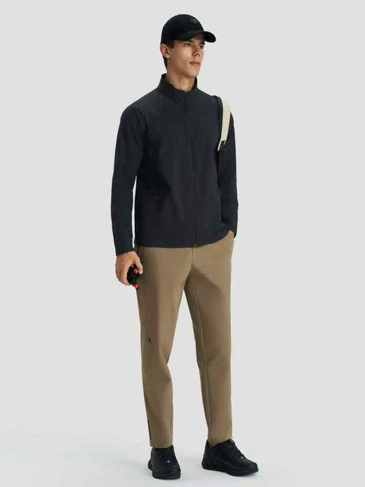 原单正品迪桑特 黑标 TRAINING系列秋季男士梭织上衣|专注运动，亦伴日常
尺码： M L XL XXL XXXL
原价1990 商品图9