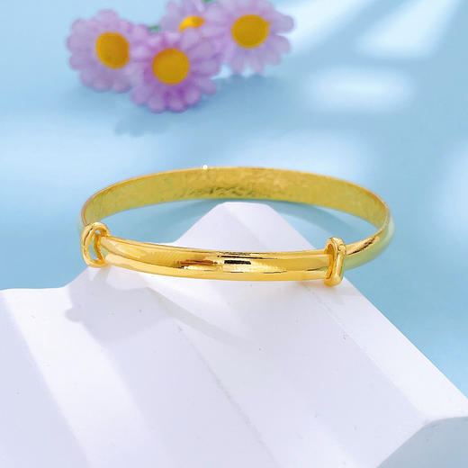 【限时克减128元】足金999 实心推拉手镯光面牛鼻推拉镯（面宽约7.2-7.6mm，厚约2.9）(AUQSZ00082))预售产品下单后不退款不退货不换货不补差价 商品图1