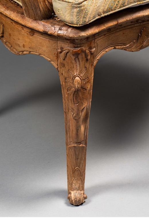 【已售】独角鹿西洋古董法国出品路易十五风格卷叶花卉主题榉木精雕装饰藤编椅背扶手椅 商品图3