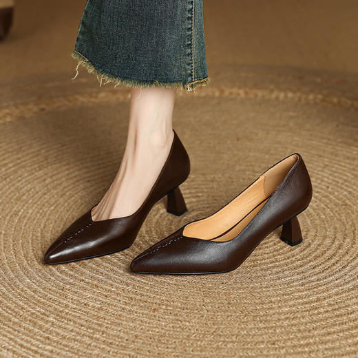 【预售5天】软皮尖头小皮鞋，浅口四季款高跟尖头工作单鞋MLJ&C198 商品图0