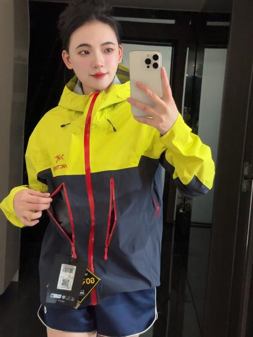 鸟家冲锋衣(波哥L,蕾姐S) 商品图1