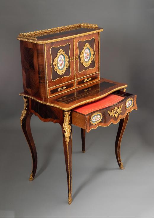 独角鹿西洋古董法国拿破仑三世时期出品古典卷叶纹铜鎏金精雕镶嵌花卉主题瓷面画细木镶嵌写字台 商品图1