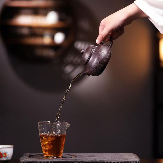 （下单赠下单赠茶杯+茶叶）俞震大师5款紫砂壶 | 皆为原矿紫茄泥，经30年陈腐，1180°高温煅烧而成 商品图9