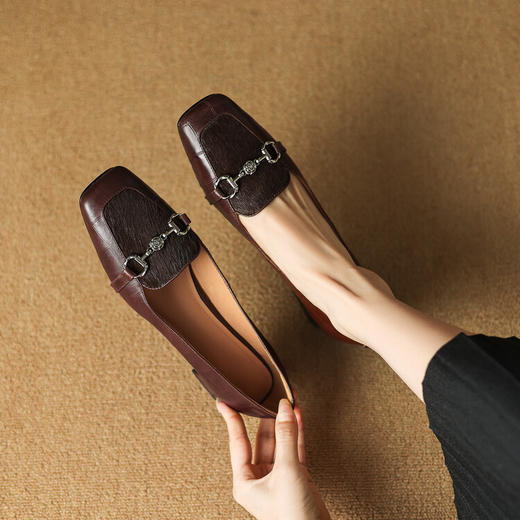 【预售5天】方头粗跟马毛复古浅口单鞋，通勤一脚蹬时尚小皮鞋WXJFG&W340 商品图1