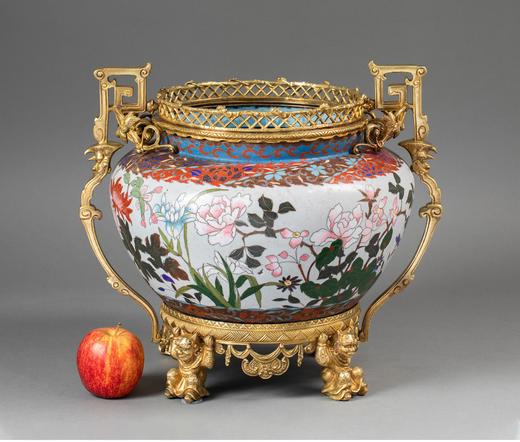 独角鹿西洋古董法国东方风格神兽回纹铜鎏金精雕镶嵌日本造花卉主题铜胎掐丝珐琅花盆套古董摆件 商品图1