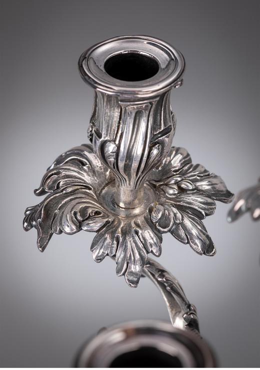 独角鹿西洋古董法国出品Cailar Bayard签名洛可可风格铜镀银精雕五枝头古董烛台艺术摆件一对 商品图3