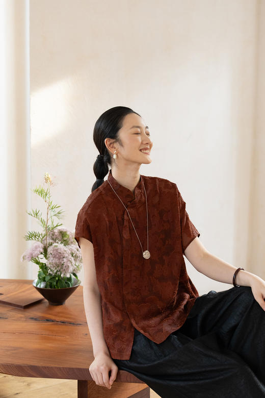 牧衣游原创 剪花香云纱套头衫轻薄设计感立领复古新中式开衫 松海 商品图5