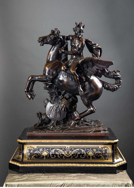 独角鹿西洋古董法国出品雕塑家Antoine Coysevox设计布勒镶嵌底座装饰青铜雕塑作品一对《骑飞马的荣誉女神与墨丘利》 商品图0