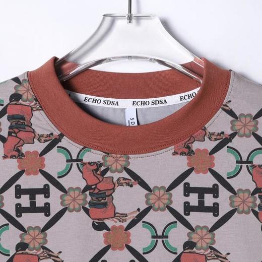 T4815SDSA男士秋冬新款痞帅男装潮牌满印字母花卉圆领长袖T恤时尚宽松 商品图2