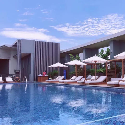 2晚/3晚【三亚艾迪逊酒店】享海滩俱乐部鸡尾酒小食、水上项目体验，畅玩每日主题亲子活动及多种儿童玩乐设施，高颜好拍，畅游巨大海洋池，high翻假期！ 商品图6