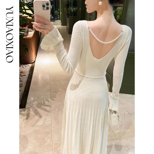 余潇潇【柔情旋律】减龄一字领定位烫钻珍珠弹力露背连衣裙 商品图4