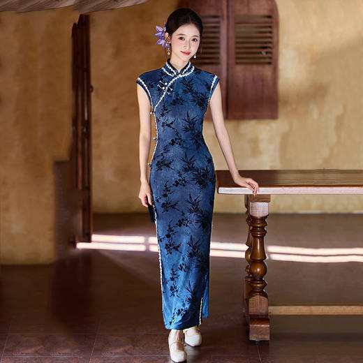SC21751蓝色无袖国风中式长款旗袍改良年轻款2025新款女复古修身弹力收腰 商品图3