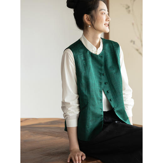 牧衣游原创 重磅26姆米香云纱龟裂纹绿染马夹复古中式开衫 喻然 商品图3