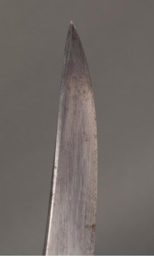 欧洲回流 荷兰出品羊皮纸木芯剑鞘洛可可风格卷叶人面主题纯银精雕刀柄装饰钢制刀刃狩猎弯刀[未开刃] 商品图5