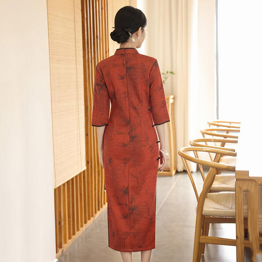 SC17345橘红国风中式长款改良旗袍新款年轻款女复古修身中长袖气质春秋装 商品图3