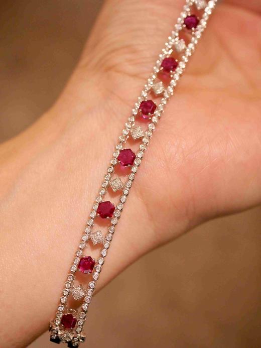 3克拉刻面红宝石手链 商品图2