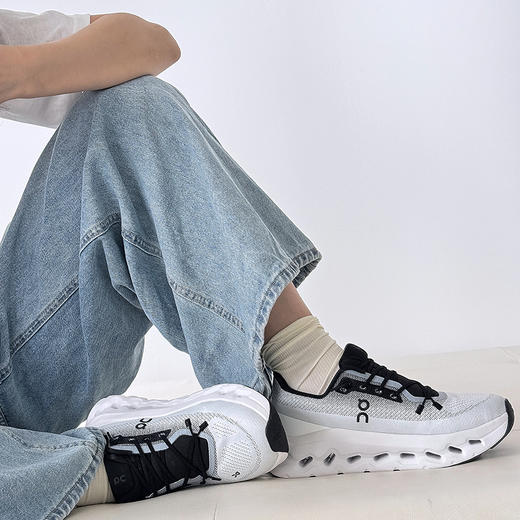 【超模君严选 100%正品】昂跑 Cloudtilt 系列！！男女款 好看百搭 运动必备 商品图4