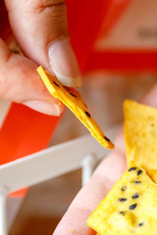 朴食有方地瓜小酥，用“非油炸、纯薯芯、低温慢烤”三大革新，打破传统地瓜片的油腻宿命！ 商品图10