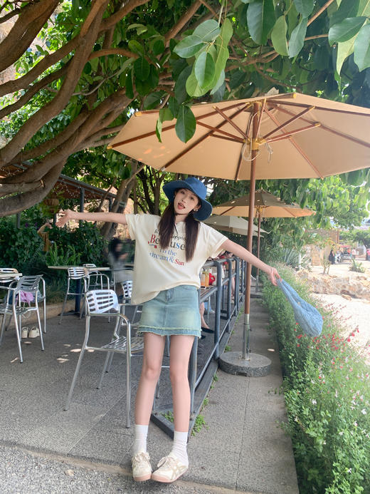 <曾小咸推荐>现货秒杀！微信超特价！浅杏色字母短袖  日常119.99 立减60 秒杀59.99！ 商品图8