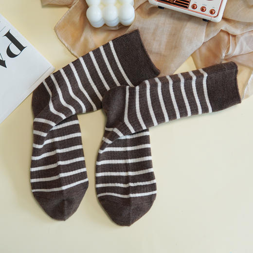 【6双装】女士秋冬厚袜子条纹时尚蚕丝羊毛袜保暖舒适女袜中长筒【2522810】 商品图4