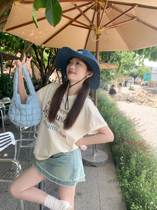 <曾小咸推荐>现货秒杀！微信超特价！浅杏色字母短袖  日常119.99 立减60 秒杀59.99！ 商品图7