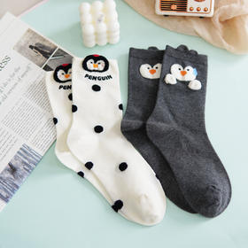 【59元3双】女士时尚卡通棉袜小企鹅袜子中长筒时尚袜女袜【2522511】