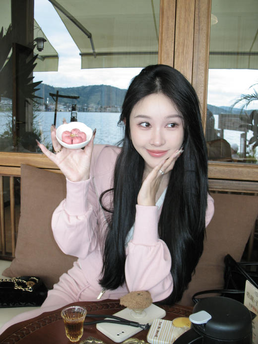 Read Nameless/粉色收腰果冻套装 2025/9/11 商品图3