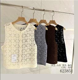 583851秋冬 全绵羊毛开扣马甲 商品图4