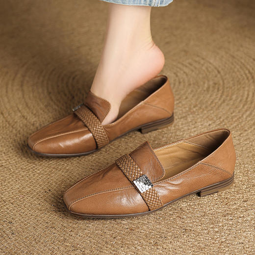 【预售5天】法式复古超软乎低跟小皮鞋女新款真皮方头中口单鞋通勤一脚蹬乐福鞋HCYYHD&6242 商品图1