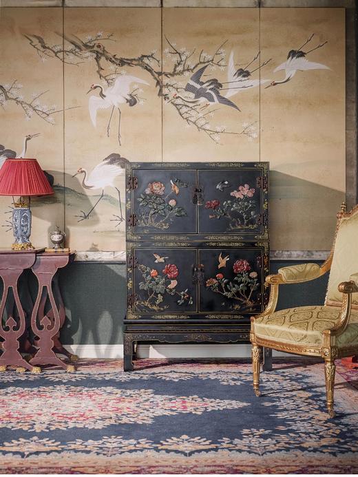 【已售】独角鹿西洋古董 19世纪末中国出品东方花鸟主题黑漆描金百宝嵌边柜 商品图0