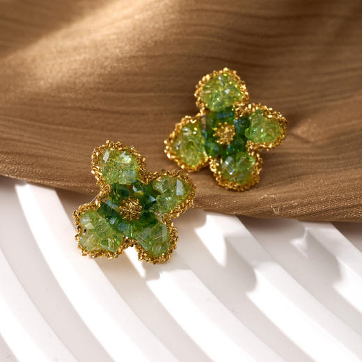 【匠心手作】三彩2025新款轻奢立体手工水晶鸢尾花耳钉S925银针 商品图4