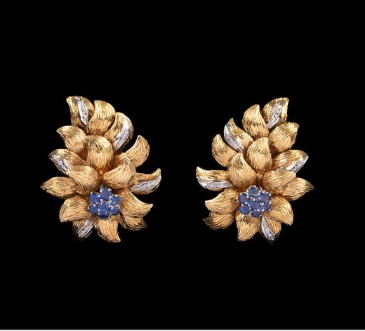 独角鹿西洋古董  意大利出品黄金白金精雕镶嵌蓝宝石及钻石花簇造型耳夹一对 商品图1