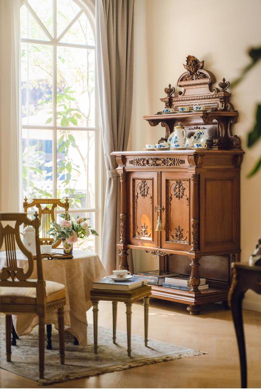 独角鹿西洋古董 1880年代法国出品新古典主义风格天使与奖杯主题胡桃木精雕餐边柜 商品图2