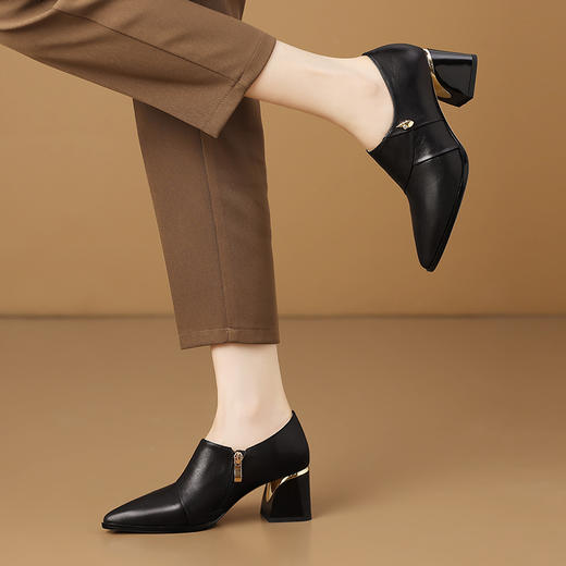 【预售5天】头层牛皮尖头时尚百搭，软面软底春秋季真皮鞋子HY&H3738 商品图3